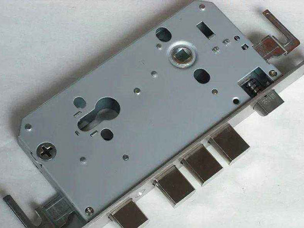 江津24小时上门开锁公司